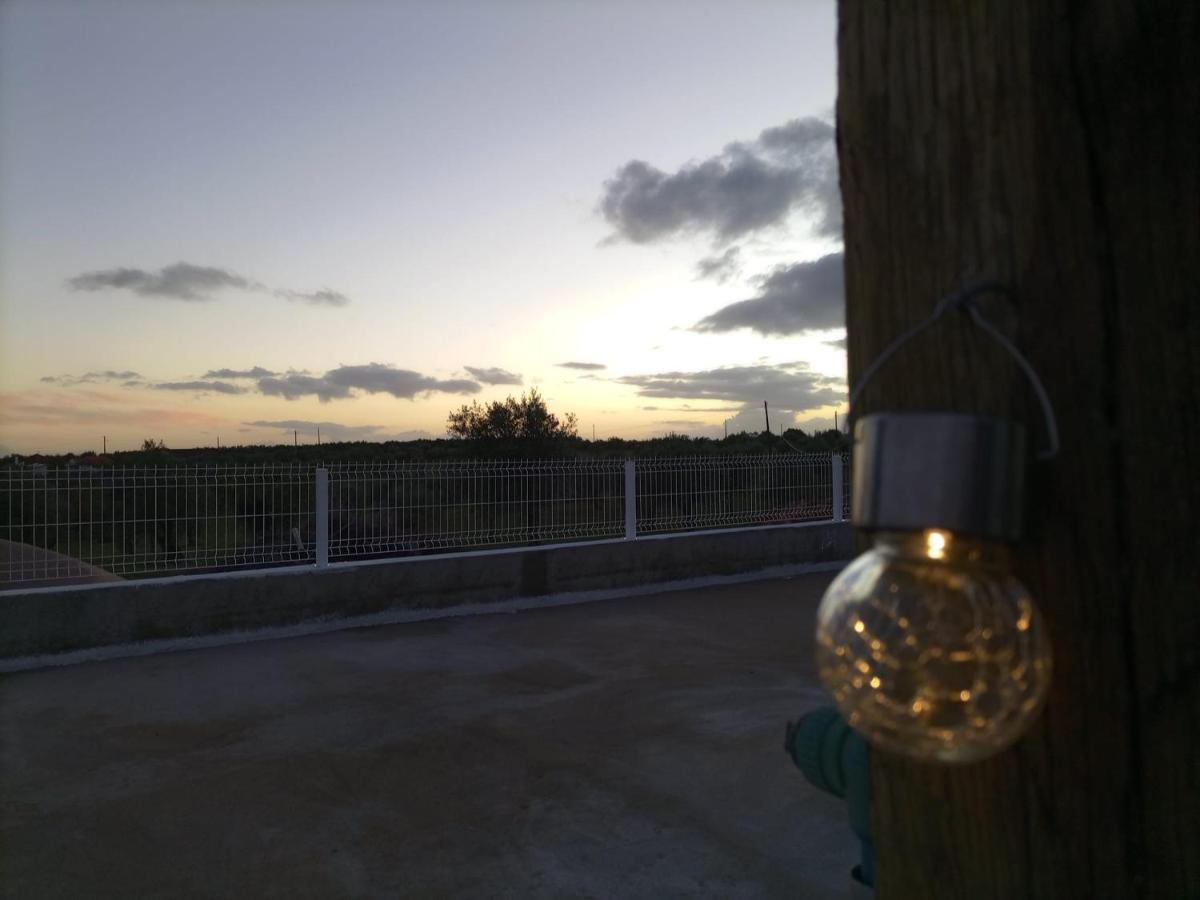 Snow Guest House Santarém エクステリア 写真